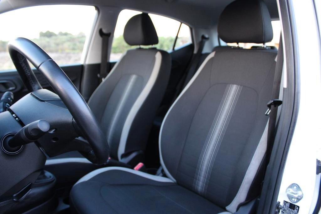 HYUNDAI i10 1.0 MPI *Carplay