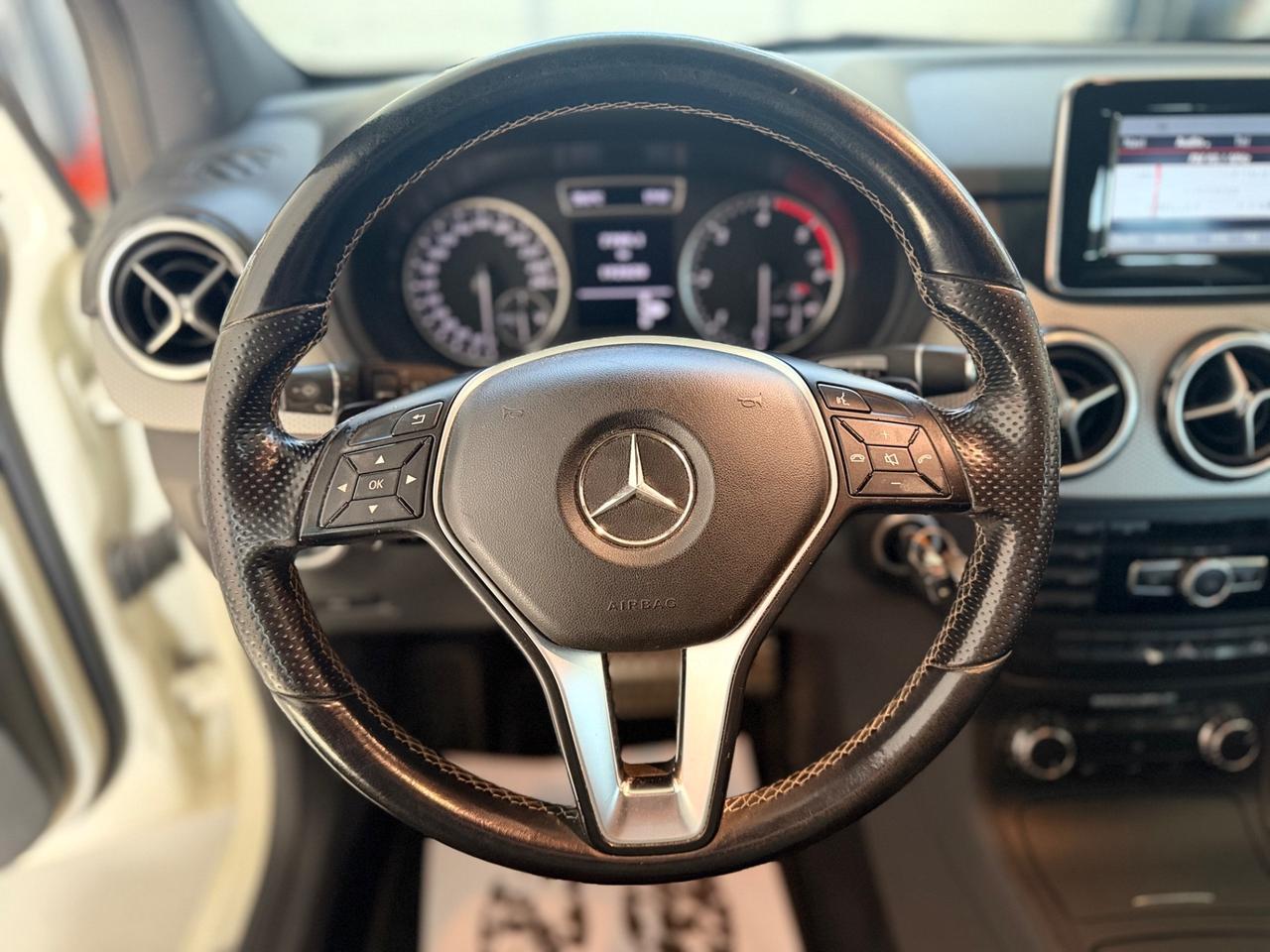 Mercedes-benz B 200 180 CDI Automatic Premium NEOPATENTATI