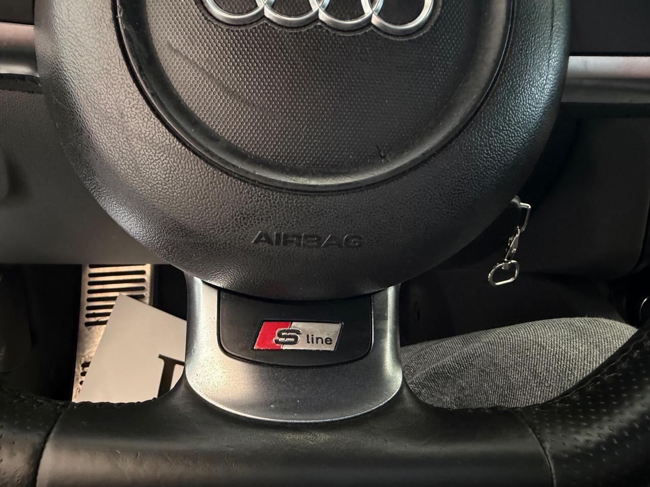 Audi TT 2.0TFSI Stronic Sline black edition