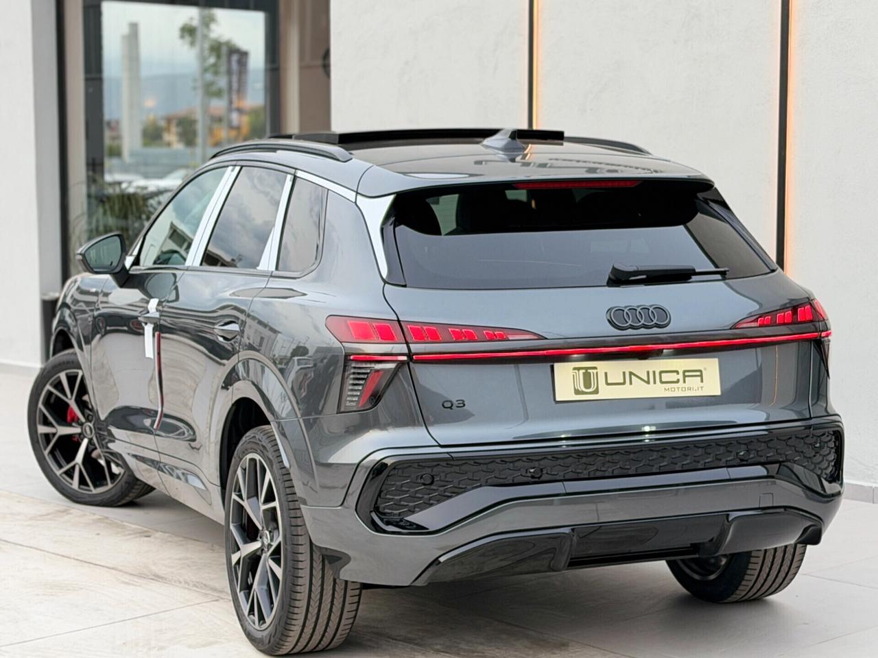 Audi Q3 1.5 TFSI mhev 150 cv S-Tronic S-Line IVA ESPOSTA PRONTA CONSEGNA