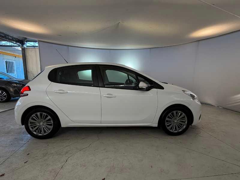PEUGEOT 208 - 208 1.2 puretech Allure 82cv 5p