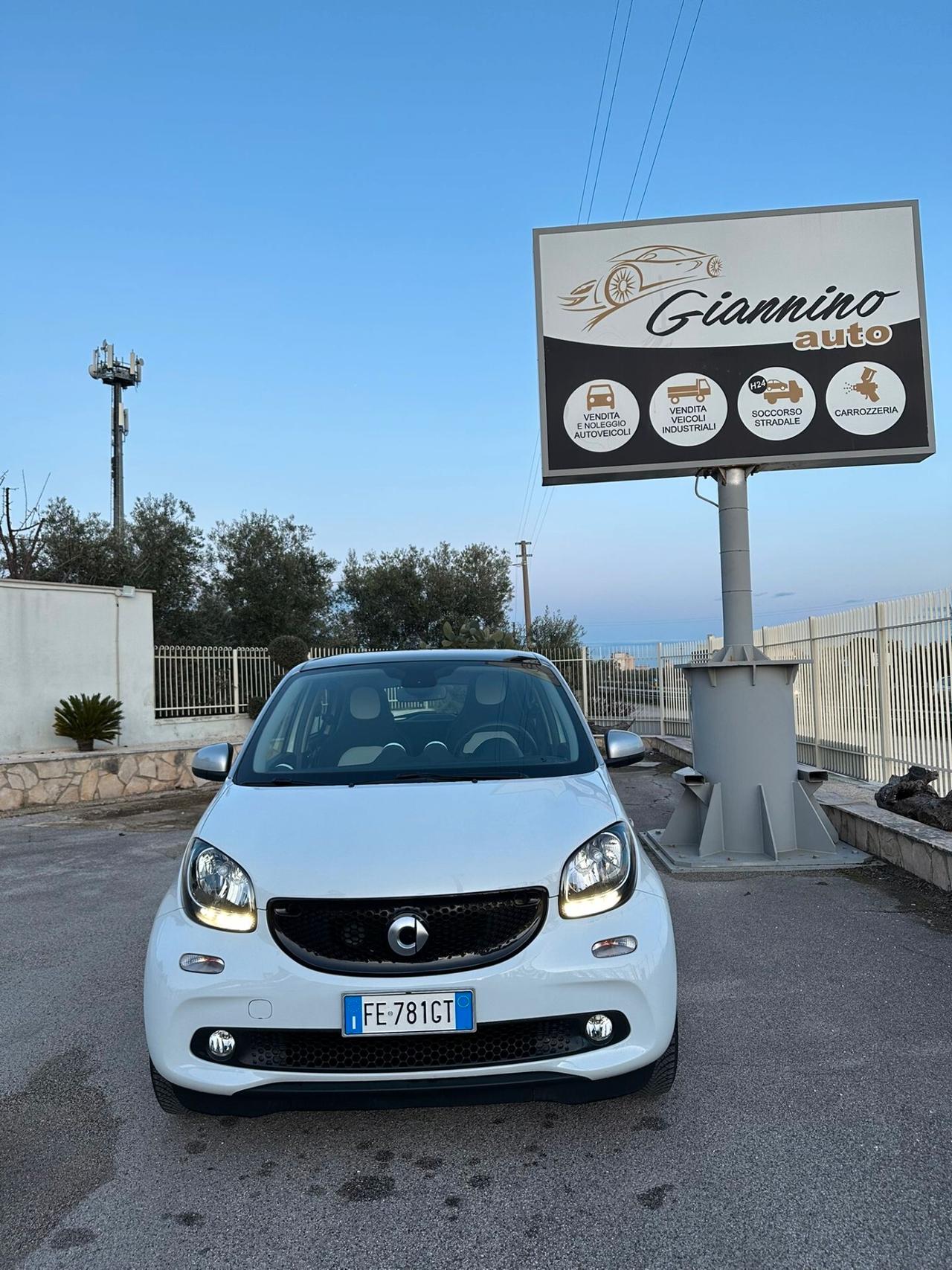 SMART FORFOUR 70 1.0 Prime