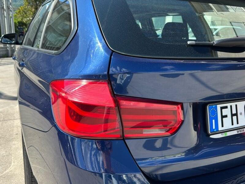 BMW Serie 3 320d Touring eff.dynamics Business Advantage auto TETTO APRIBILE