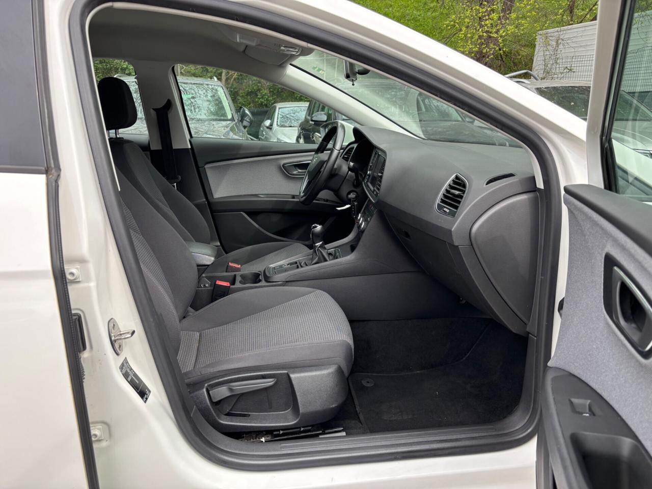 Seat Leon 1.6 TDI 115CV 5p. Style OK NEOPATENTATI