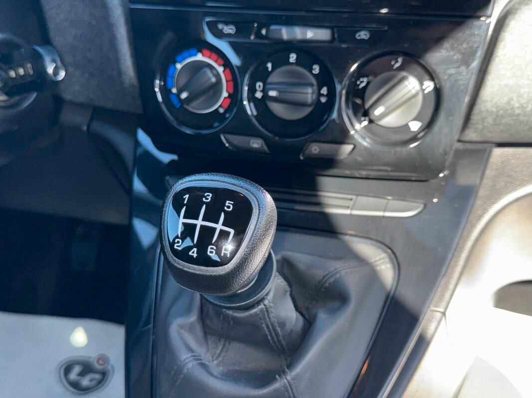 Lancia Ypsilon III 1.0 firefly hybrid Silver s&s 70cv