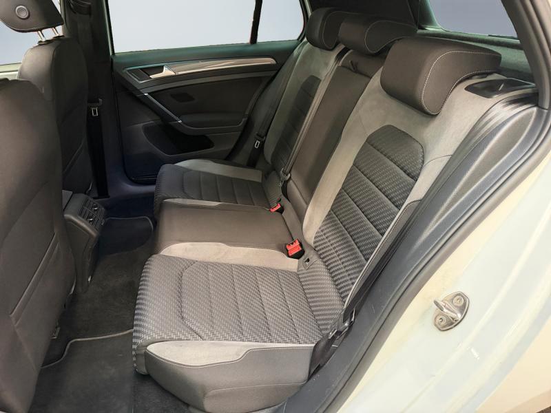 Volkswagen Golf 5 Porte Golf 5p 1.6 tdi Highline 115cv R-Line