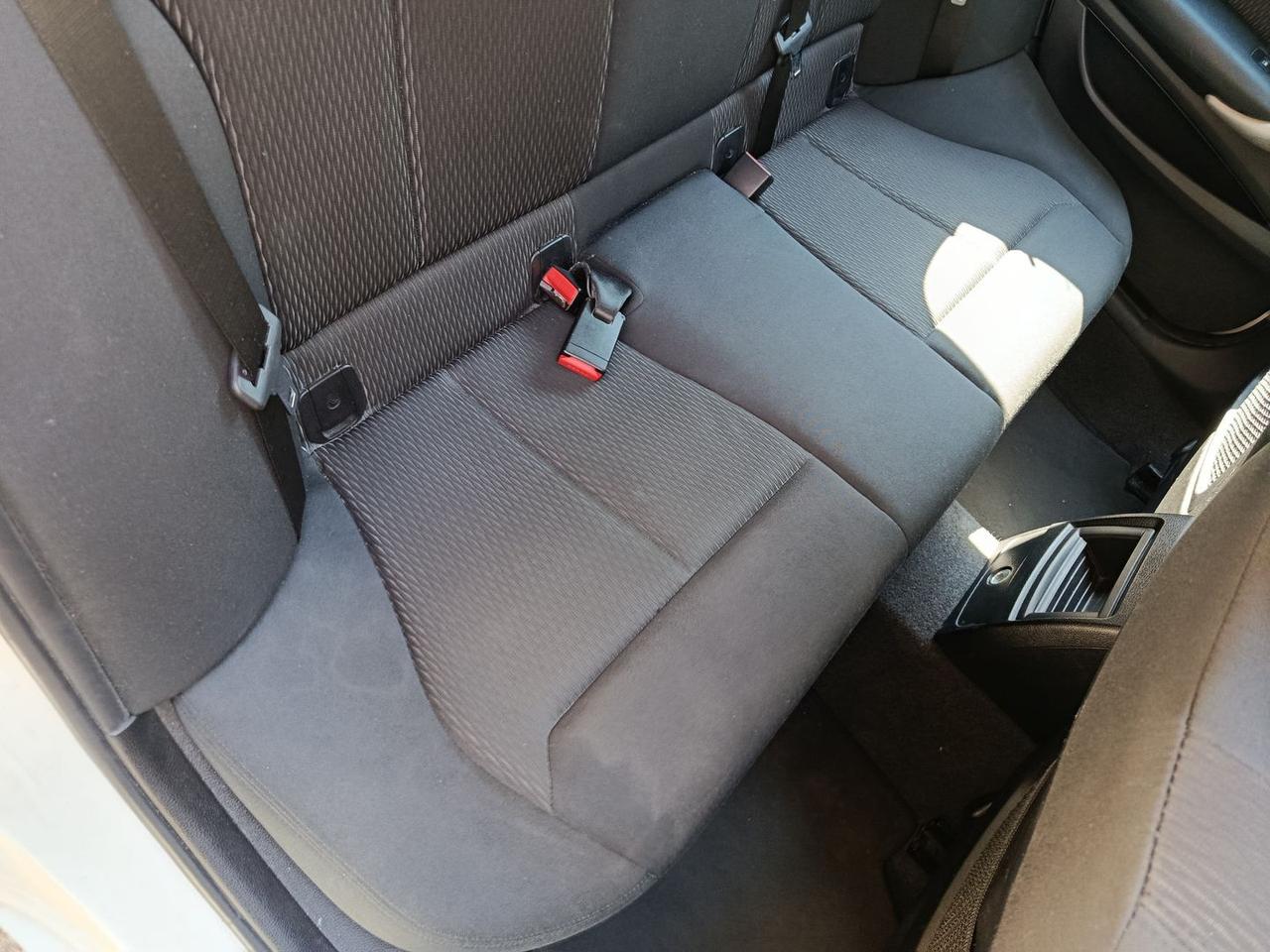 Bmw 116 d Advantage #11610