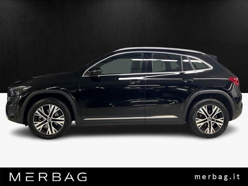 Mercedes-Benz GLA 180 d Automatic Business Extra