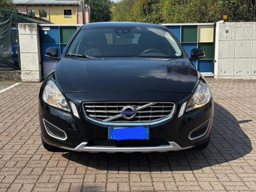 Volvo V60 D3 Geartronic Summum ..CELL 320 147 1147 WUATSAPP