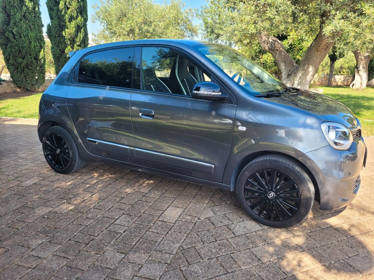Renault Twingo SCe 65 CV Urban Night