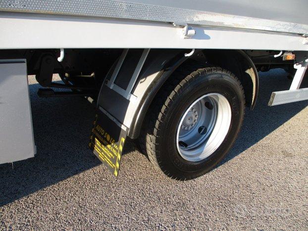 Iveco EUROCARGO 70/13 CASSONE FISSO DA 7.20 METRI