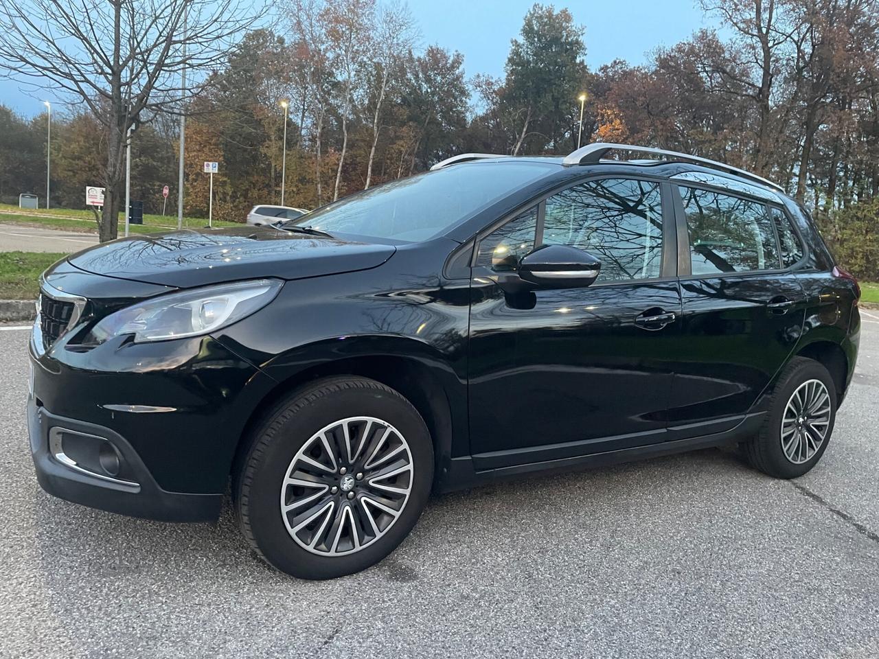 Peugeot 2008 PureTech 82 Allure*Neopatentati*Solo 61000km*
