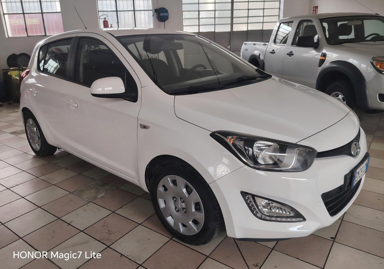 Hyundai i20 1.2 5p. BlueDrive GPL Sound Edition