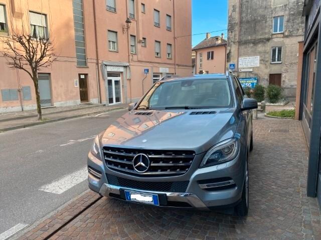 Mercedes-Benz ML 250 Bluetec 4Matic Sport