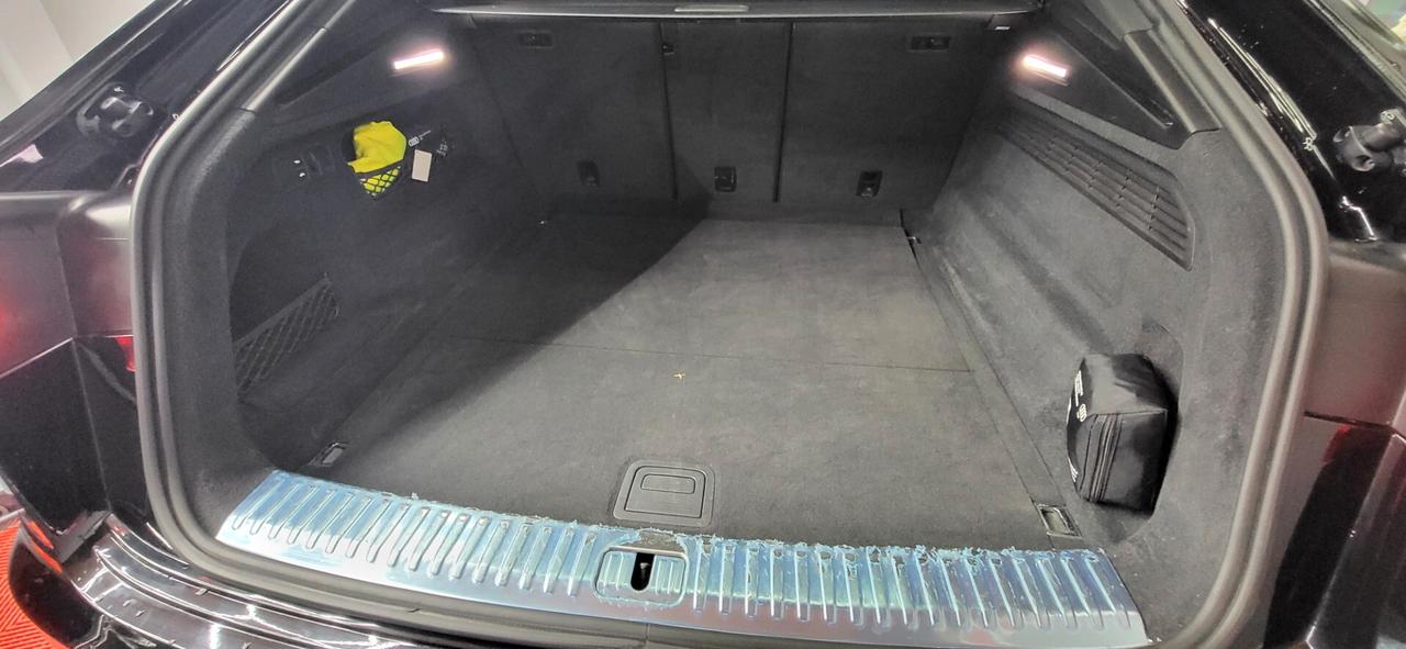 Audi Q8 50 TDI 286 CV quattro tiptronic Sport