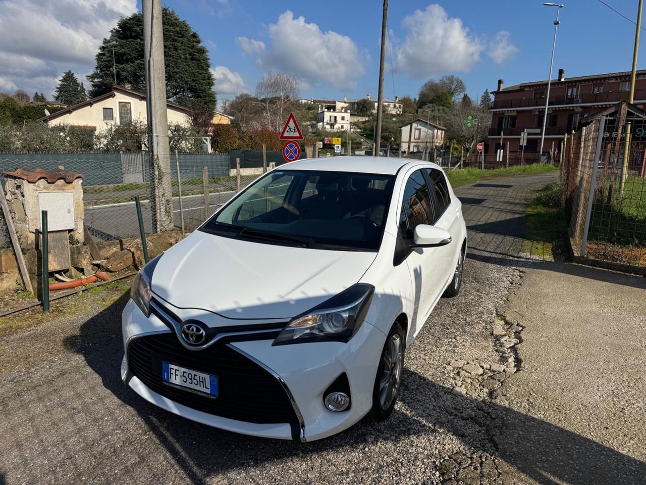 Toyota Yaris 1.4 D-4D 5 porte Lounge NEOPATENTATI