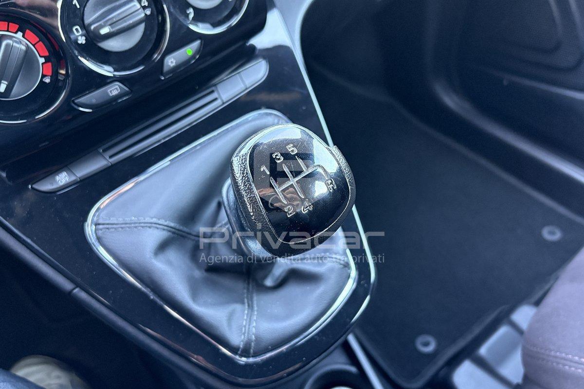 LANCIA Ypsilon 1.2 69 CV 5 porte Gold