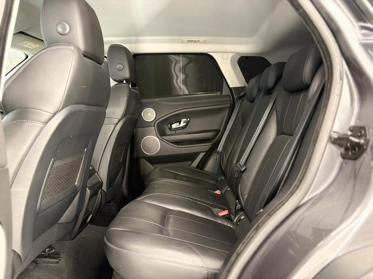 Land Rover Range Evoque 2.0 TD4 180 CV 5p. SE Dynamic