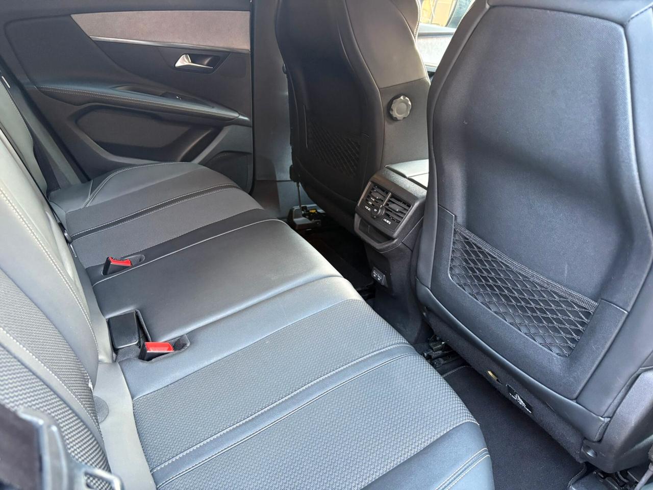 Peugeot 3008 BlueHDi 130 S&S EAT8 GT