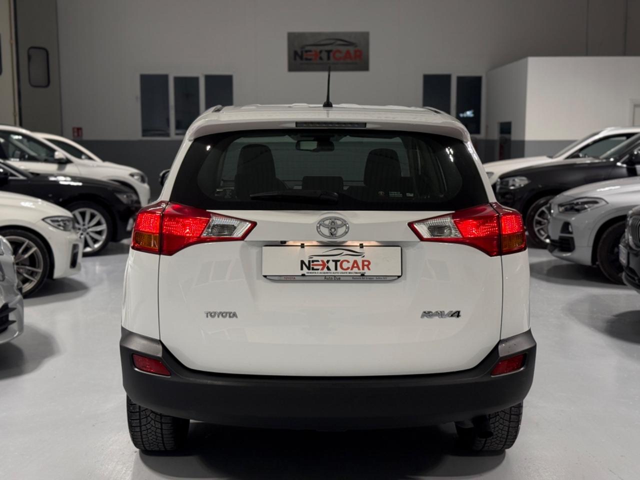 Toyota RAV 4 RAV4 2.0 D-4D Active