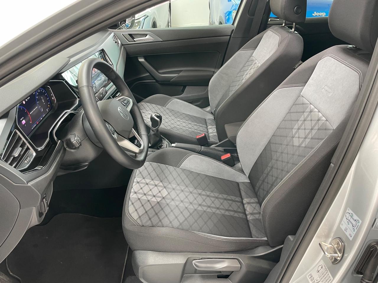 Volkswagen Taigo 1.0 TSI 115 CV R-Line Telec. Matrix