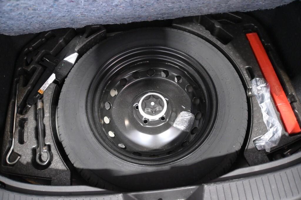 NISSAN QASHQAI 1.3 140CV MHEV 6M. ACENTA ( FARI LED - CLIMA BIZONA - MIRROR - SENSORI POST. - TELECAMERA POST. )