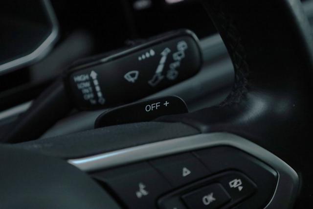 VOLKSWAGEN Taigo 1.0 TSI 115 CV TETTO DSG R-Line Prezzo Netto