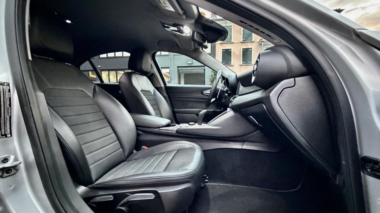 ALFA ROMEO GIULIA 2.2 TURBODIESEL EXECUTIVE AT8 190CV - FULL LED, PELLE, CAR PLAY