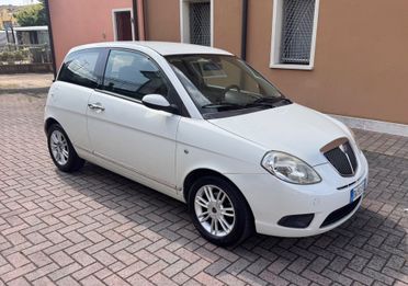 Lancia Ypsilon 1.2 Benzina Ok Neopatentati
