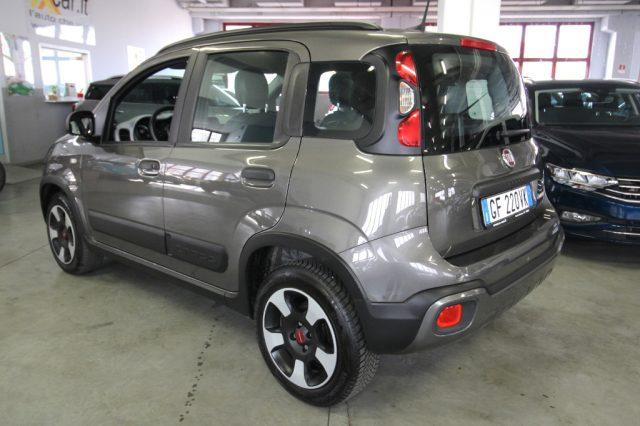 FIAT Panda City Cross 1.0 FireFly 70CV S&S Hybrid