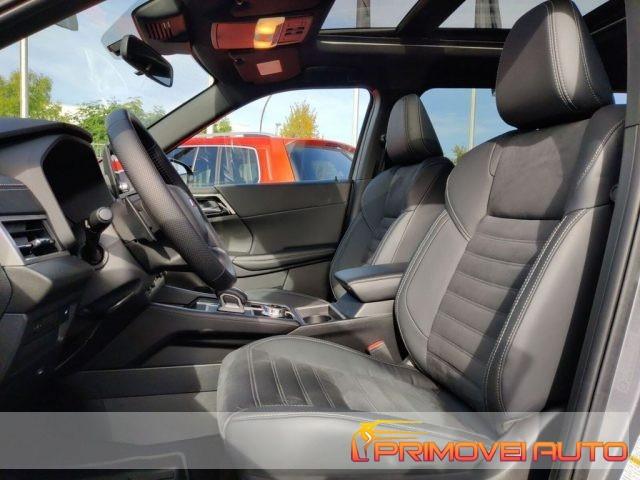 MITSUBISHI Outlander 2.0 4WD Black Edition 7 posti