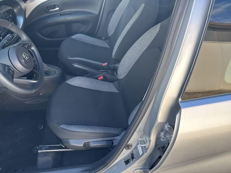 Toyota Aygo X 1.0 VVT-i 72 CV 5 porte Active S-CVT, A/T