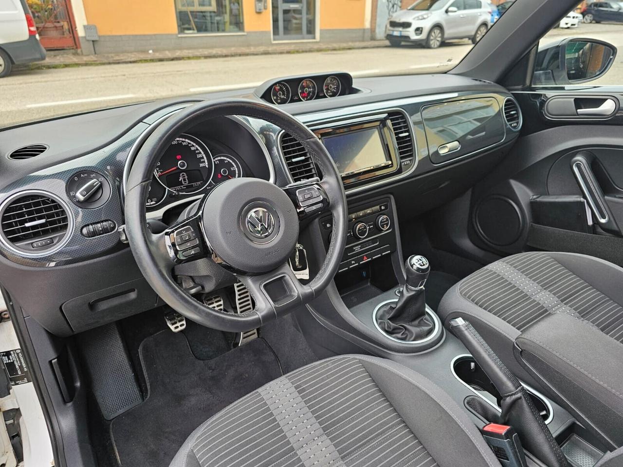 Volkswagen Maggiolino 2.0 TDI 140cv Sport*Bi-Xeno*Tetto*Pdc*18