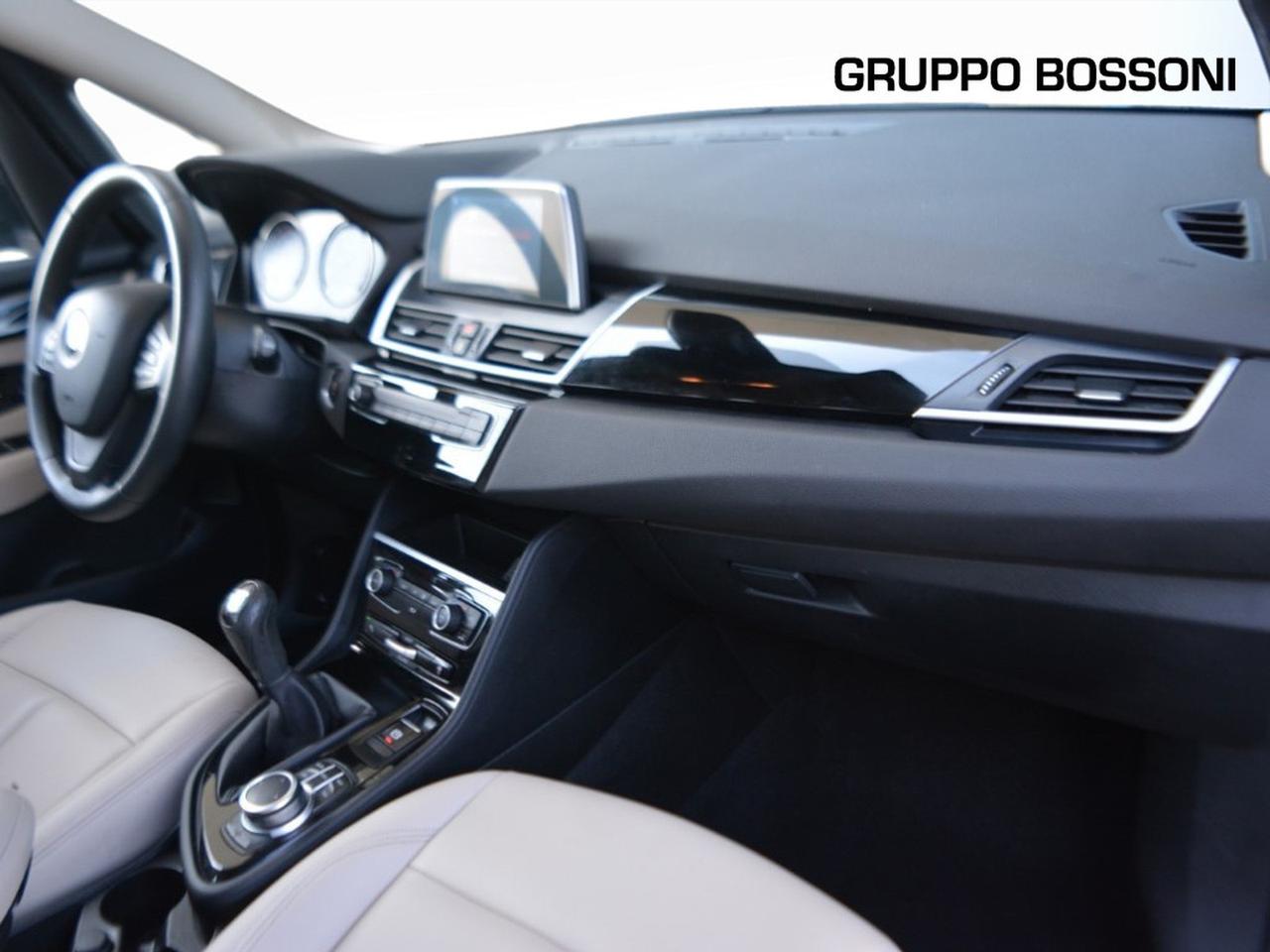 BMW Serie 2 gran tourer 218d business my20