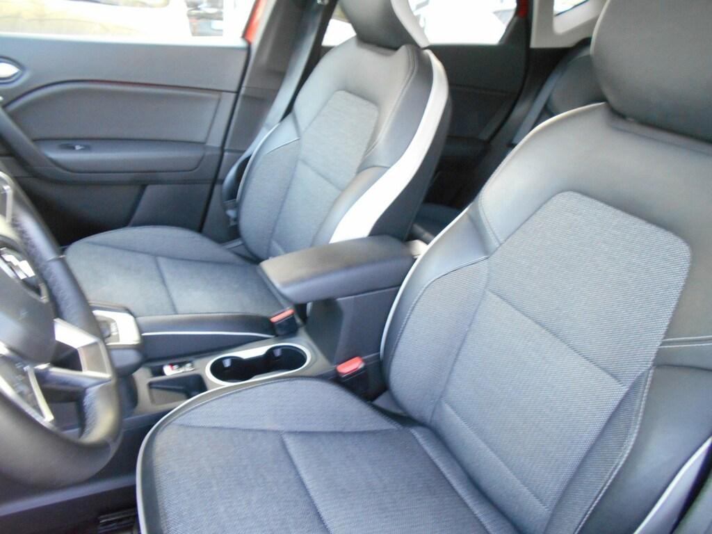 Renault Captur 1.6 Hybrid Intens E-Tech Auto