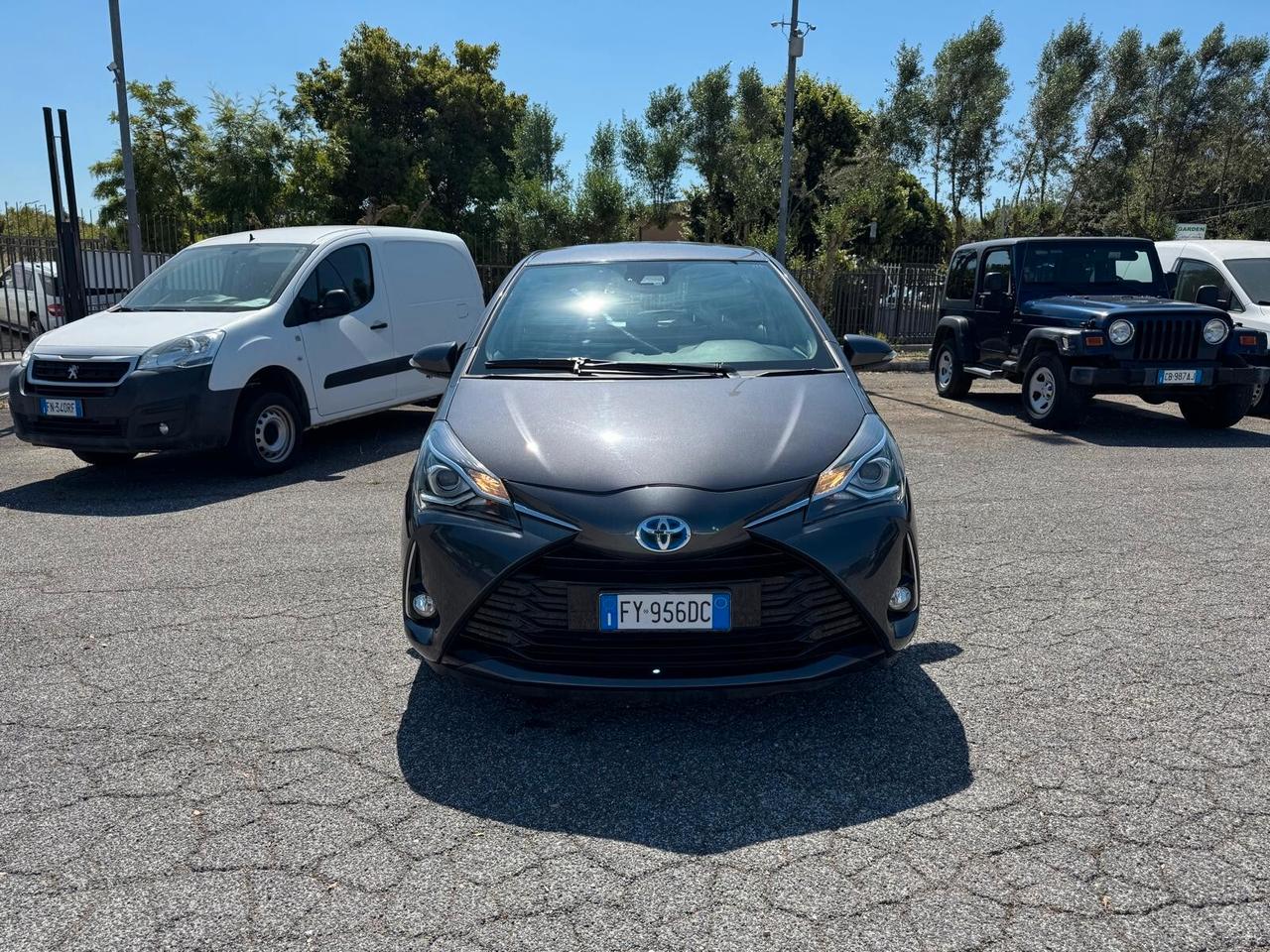 Toyota Yaris 1.5 Hybrid 5 porte Cool PREZZO REALE
