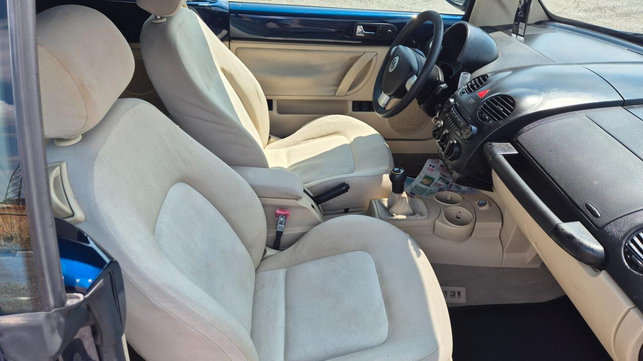 Volkswagen New Beetle 1.6 Benzina Cabrio