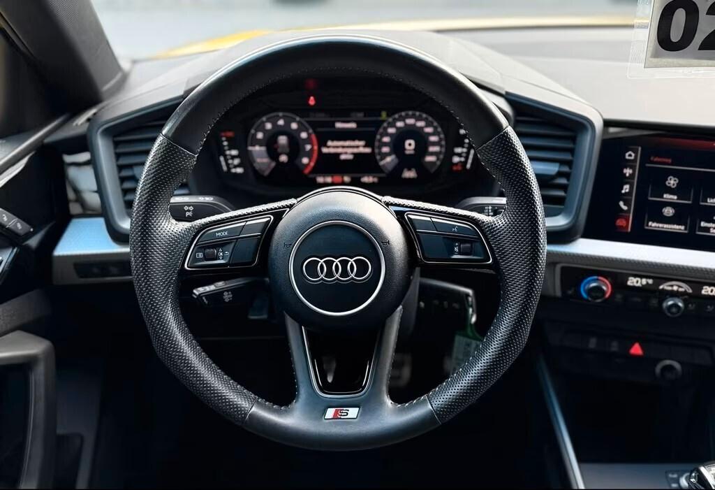 Audi A1 citycarver 30 TFSI