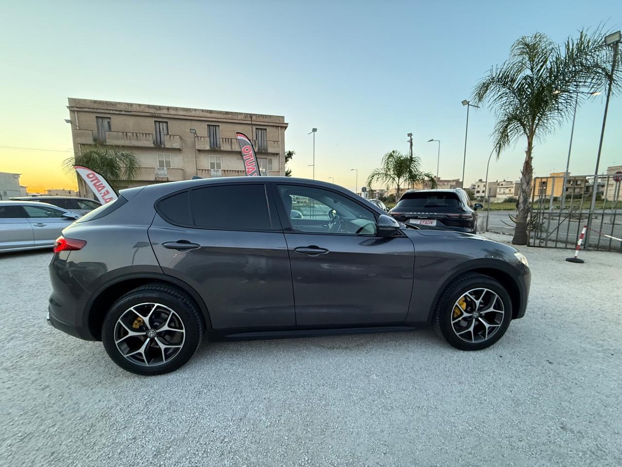 Alfa Romeo Stelvio 2.2 Turbodiesel 210 CV AT8 Q4 Executive