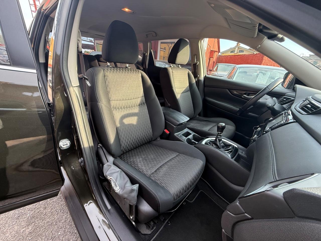 X-Trail dCi 150 2WD Tekna-unipro-rate-garanzia -