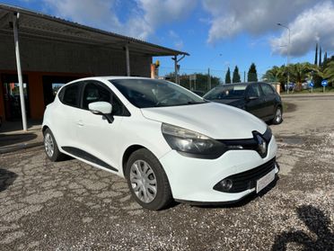 Renault Clio 1.2 75CV 5 porte Wave