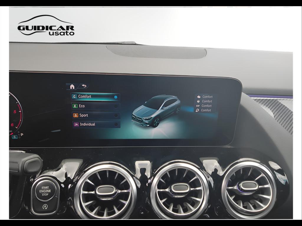 Mercedes-Benz GLA-H247 2023 - GLA 200 d AMG Line Advanced Plus auto