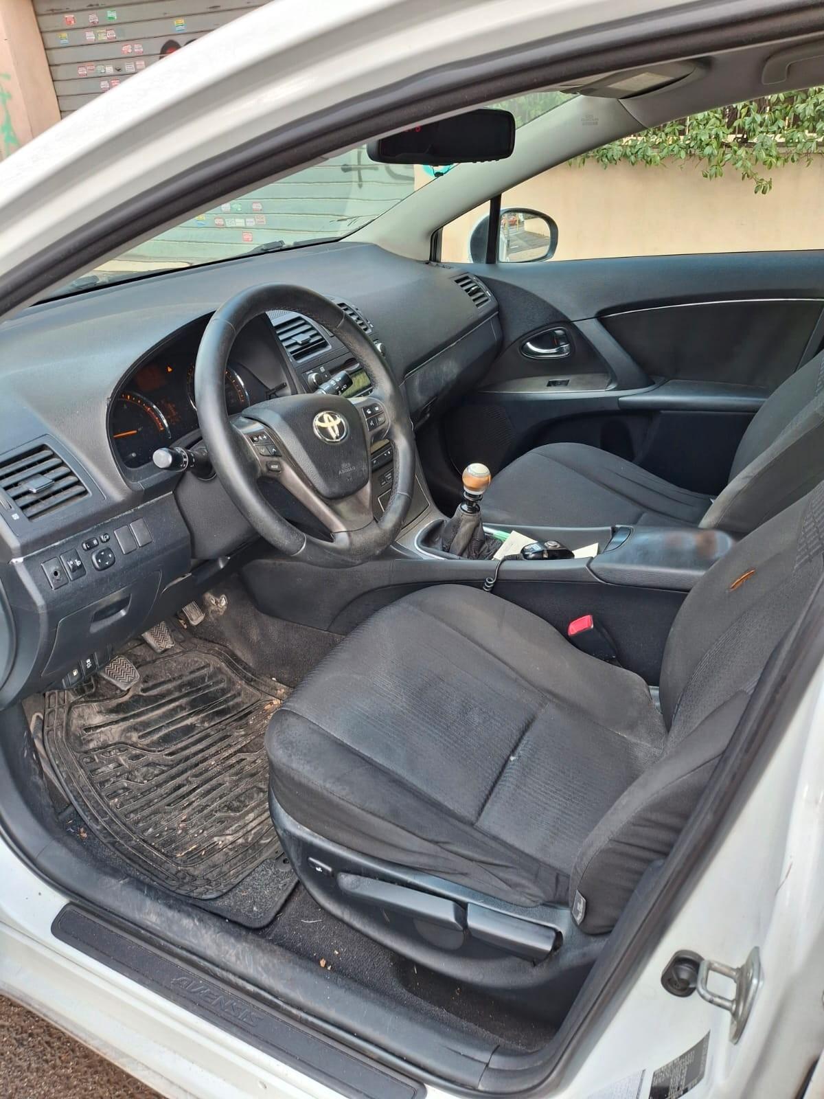 Toyota Avensis 2.0 D-4D Wagon Executive