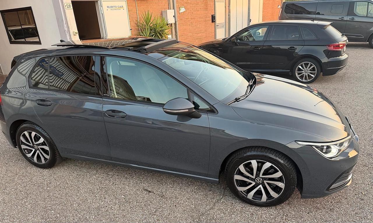 Volkswagen Golf 2.0 TDI DSG SCR Style TETTO APRIBILE E GANCIO TRAINO