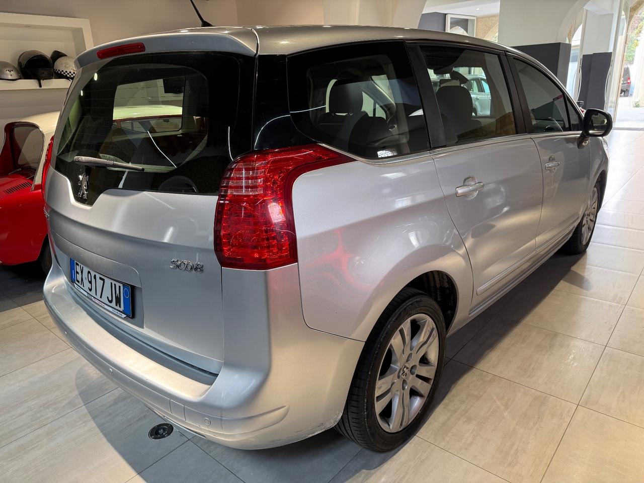 Peugeot 5008 2.0 HDi 150CV Tecno