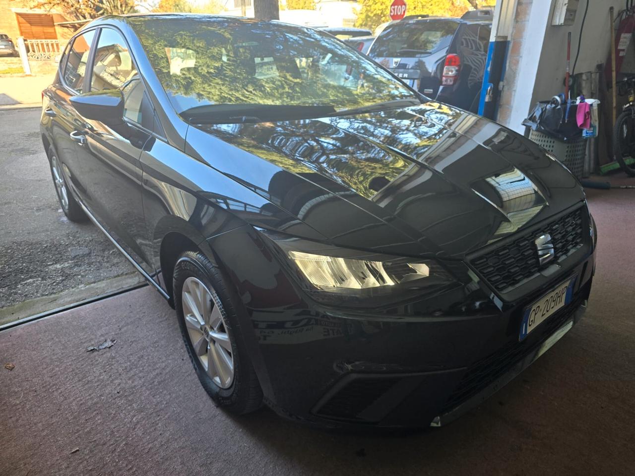 Seat Ibiza 1.0 MPI 5 porte Business rate 125,00 mese