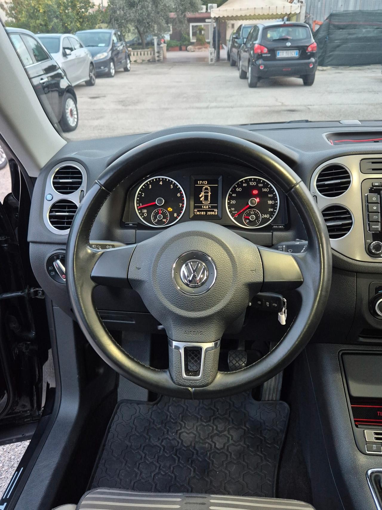 Volkswagen Tiguan 2.0 TSI 4MOTION DSG R-Line