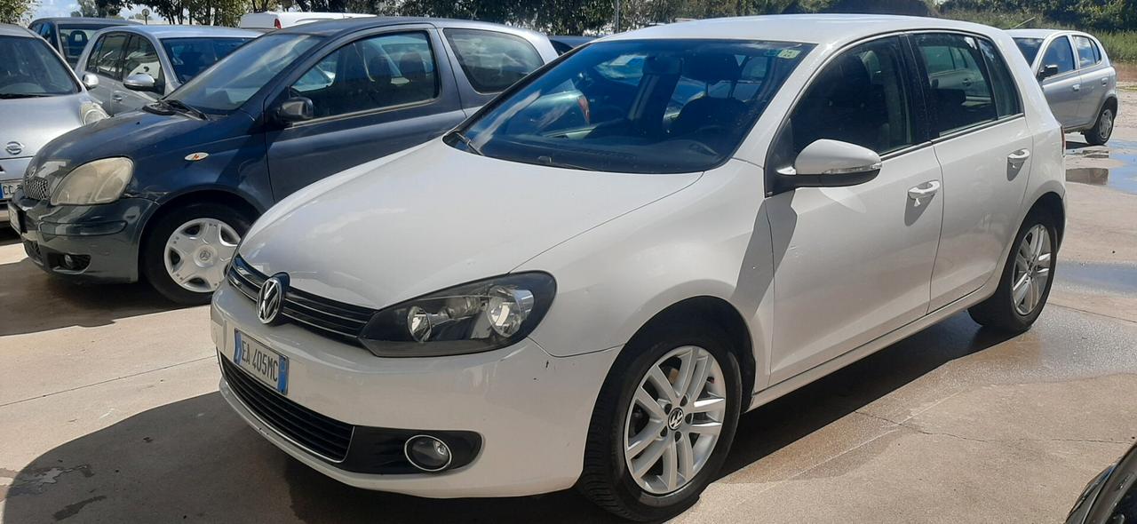 Volkswagen Golf 1.6 TDI DPF 5p. Highline