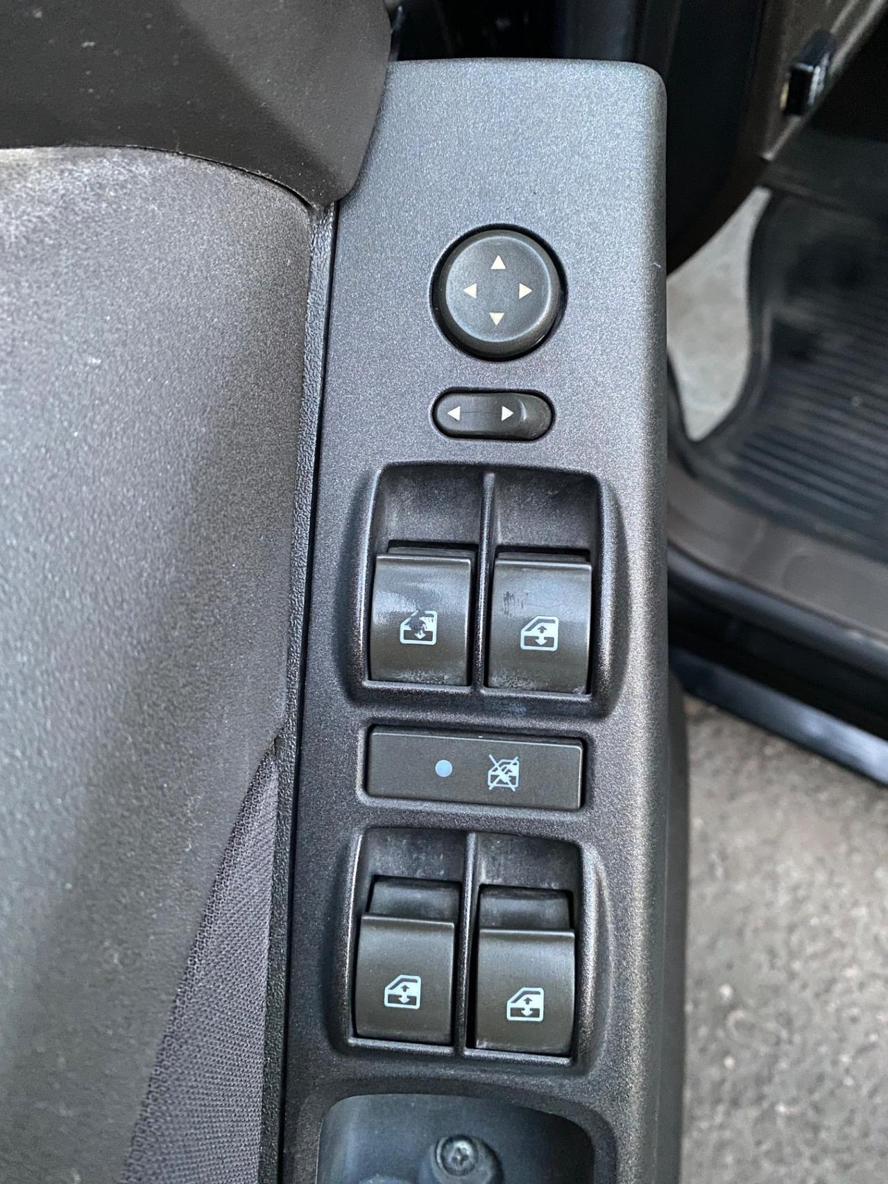 Lancia Musa 1.4 8V GPL 78cv Platino Ecochic