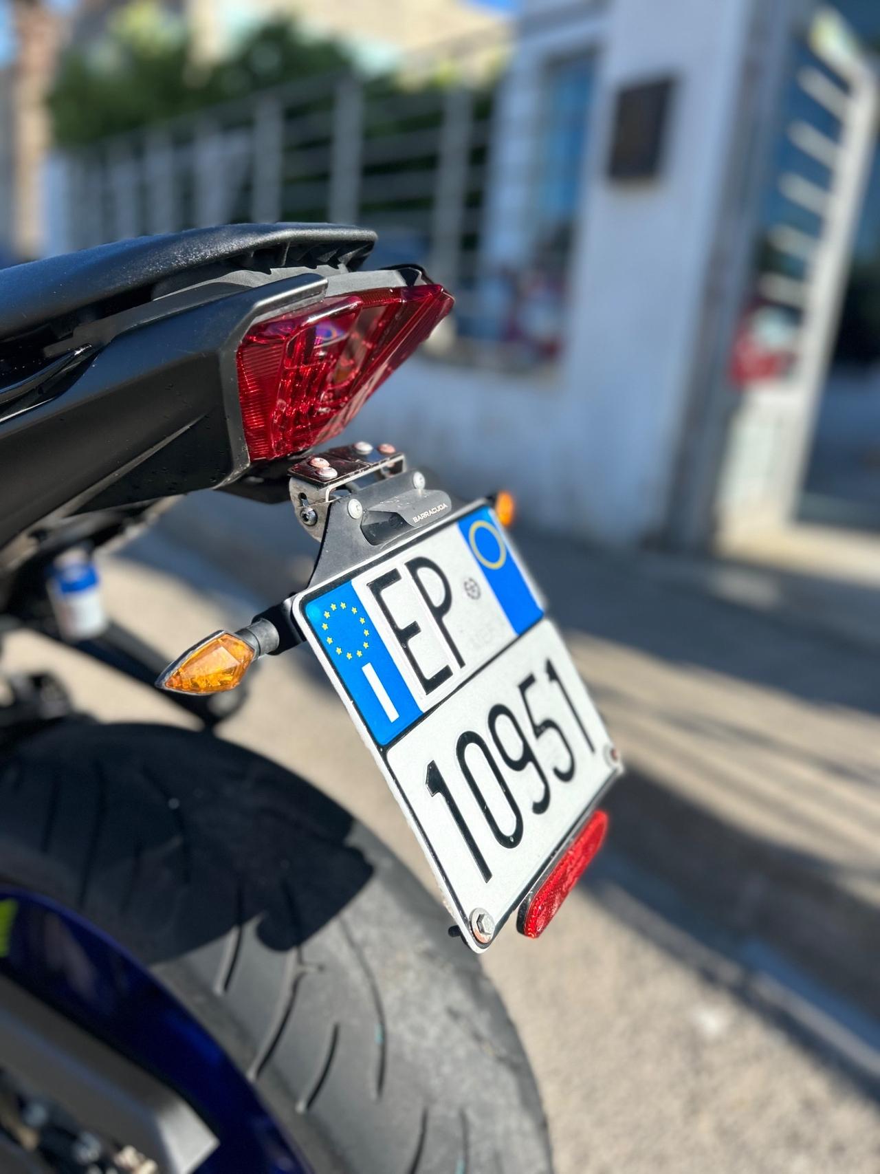 Yamaha MT-07 Strada